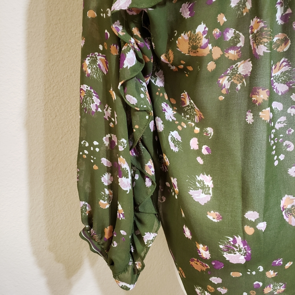 Max Studio Floral Sheer Blouse Size Small NWT Olive Green - Picture 7 of 8